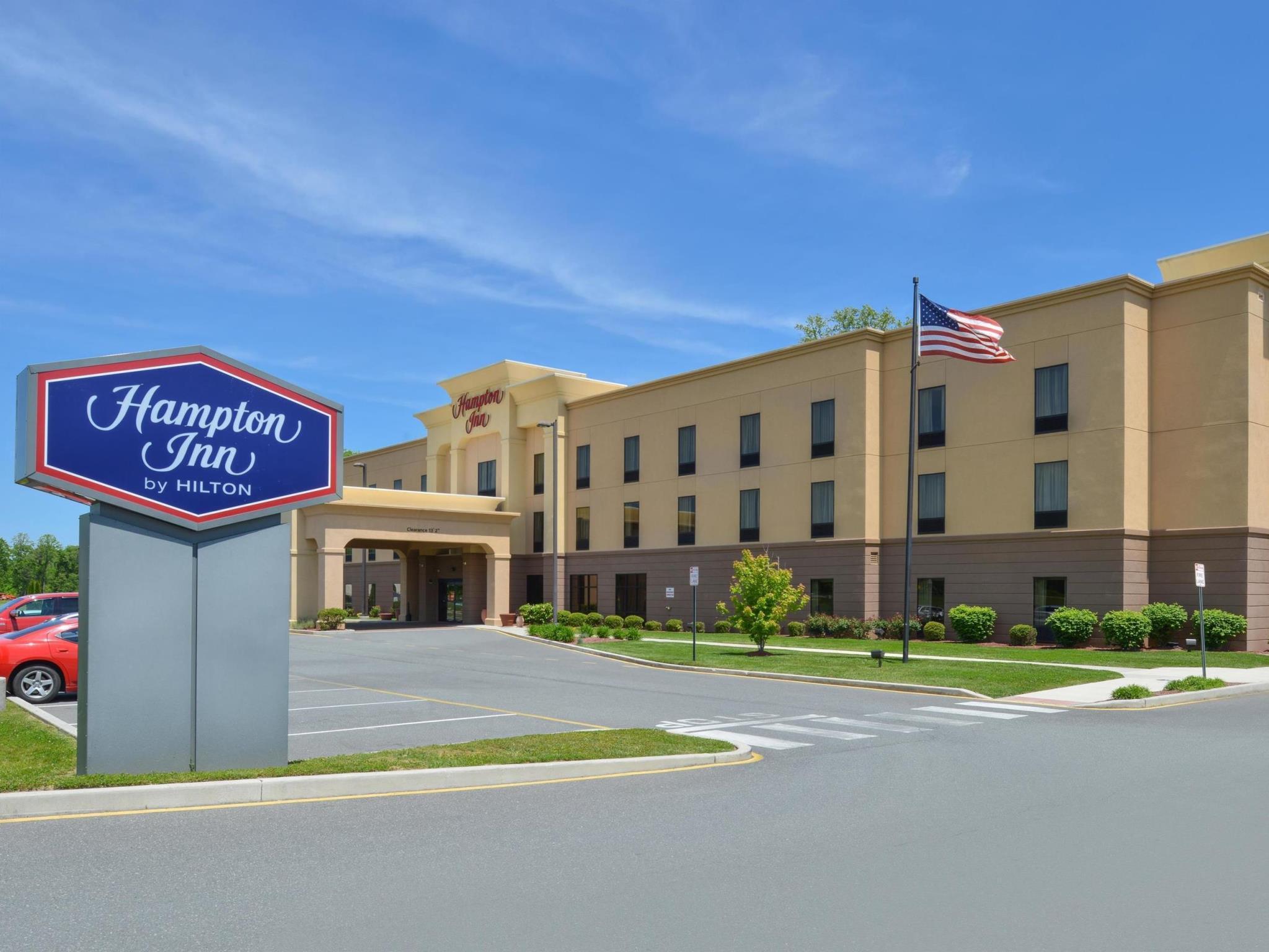 Hampton Inn Milford Exteriör bild
