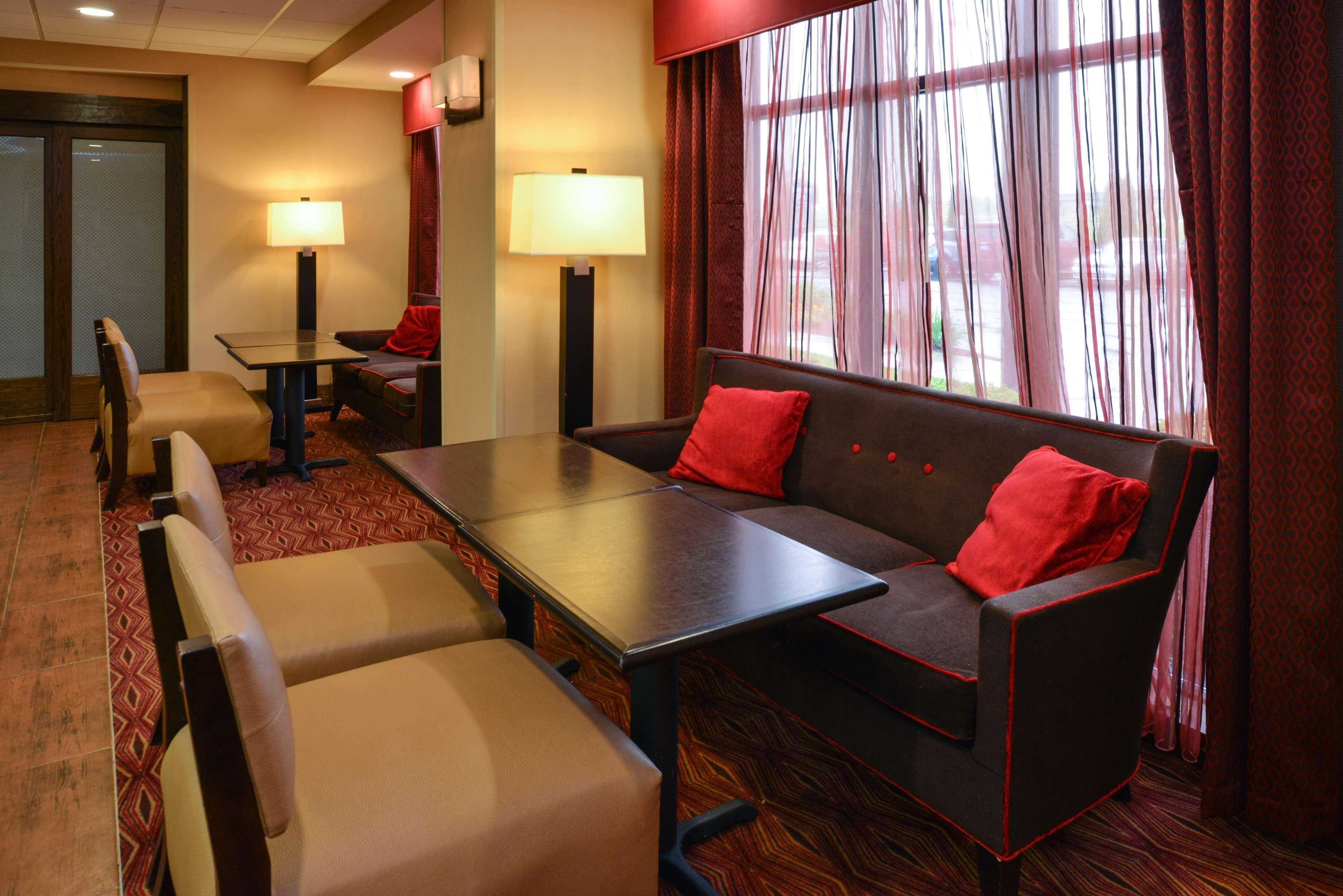 Hampton Inn Milford Exteriör bild