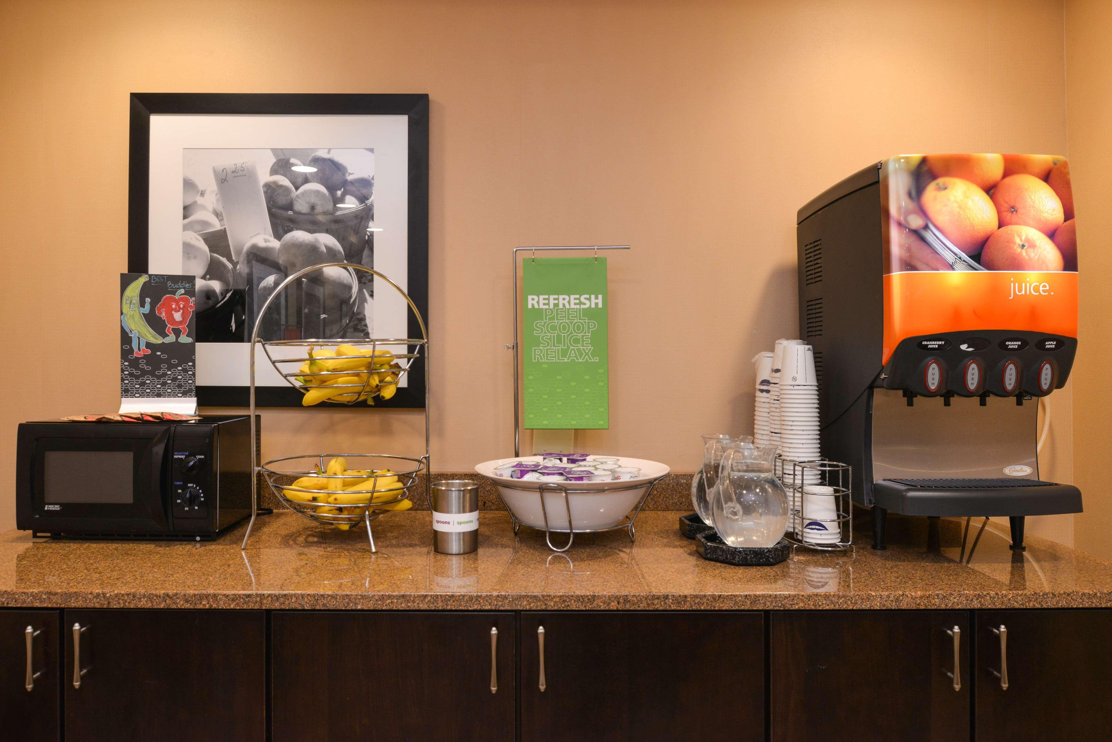 Hampton Inn Milford Exteriör bild
